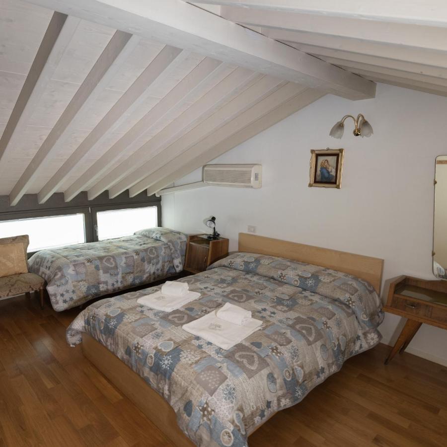 Nido Del Tadini Villa Lovere Exterior photo